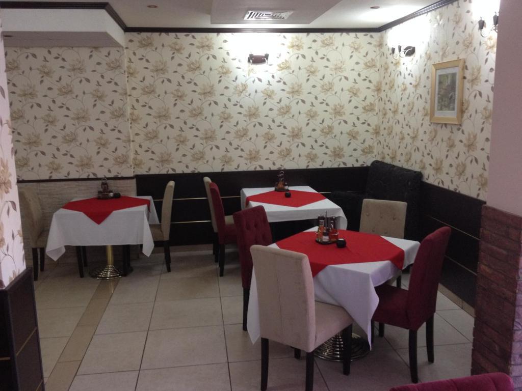 וליקו טורנובו Hotel Elena מראה חיצוני תמונה