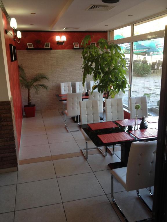 וליקו טורנובו Hotel Elena מראה חיצוני תמונה