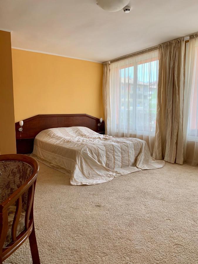 וליקו טורנובו Hotel Elena מראה חיצוני תמונה